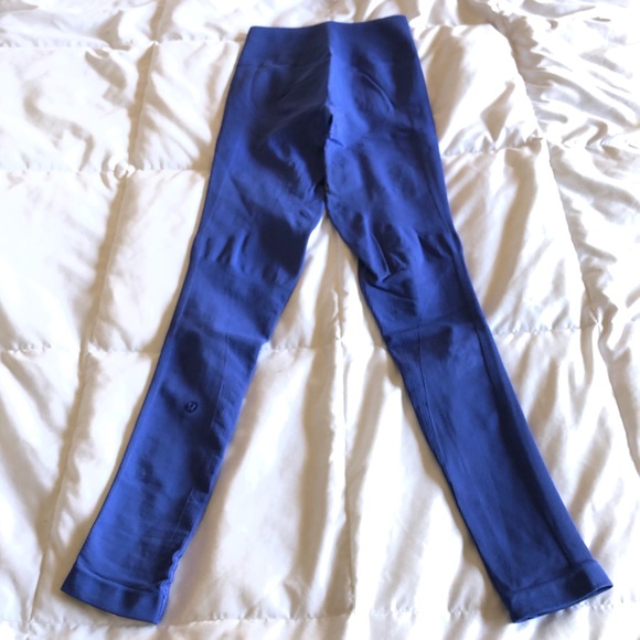 Lululemon Zone in Tight Seamless Leggings - Picture 5 of 12